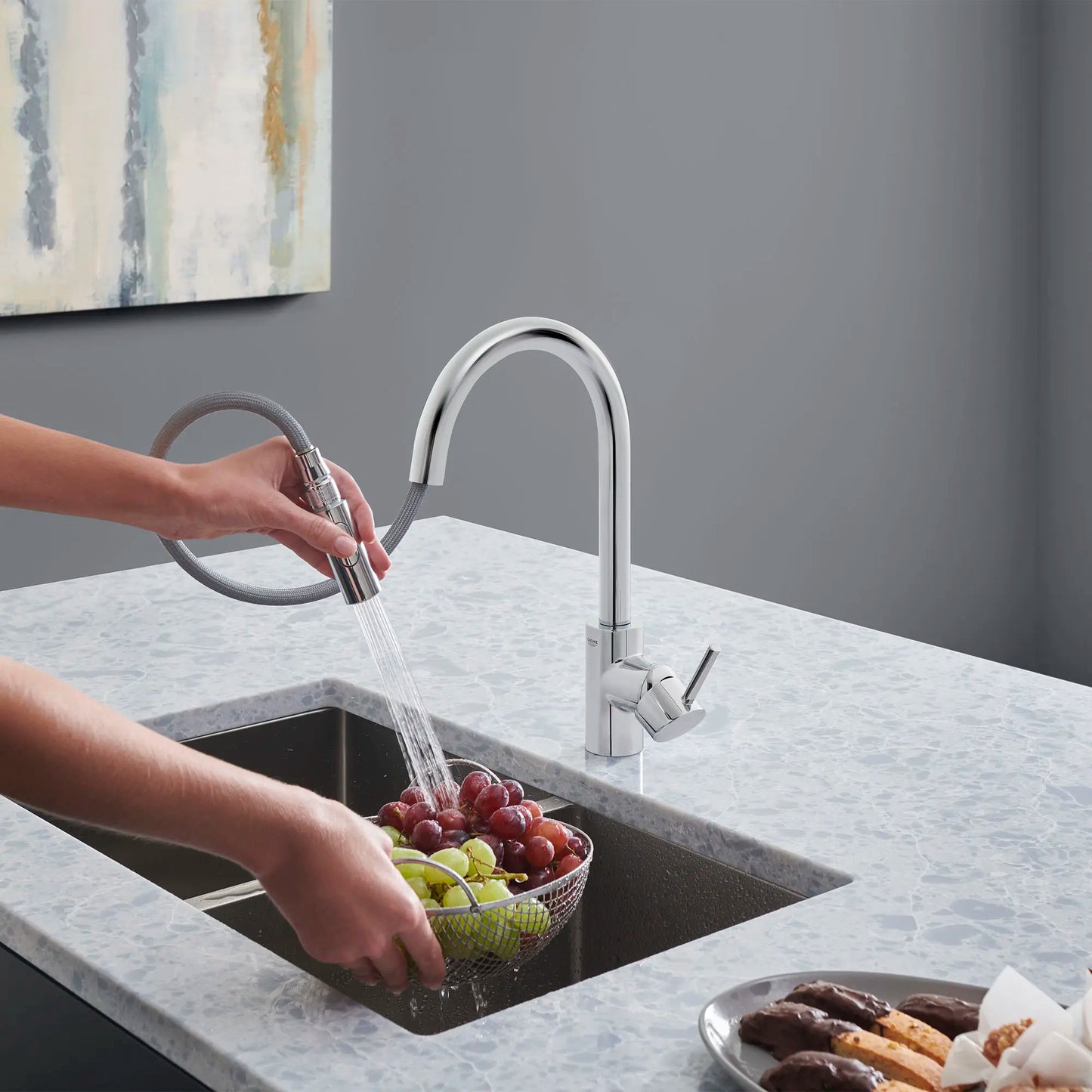 CONCETTO Single-Handle Pull Down Kitchen Faucet Dual Spray 5.7 L/mi