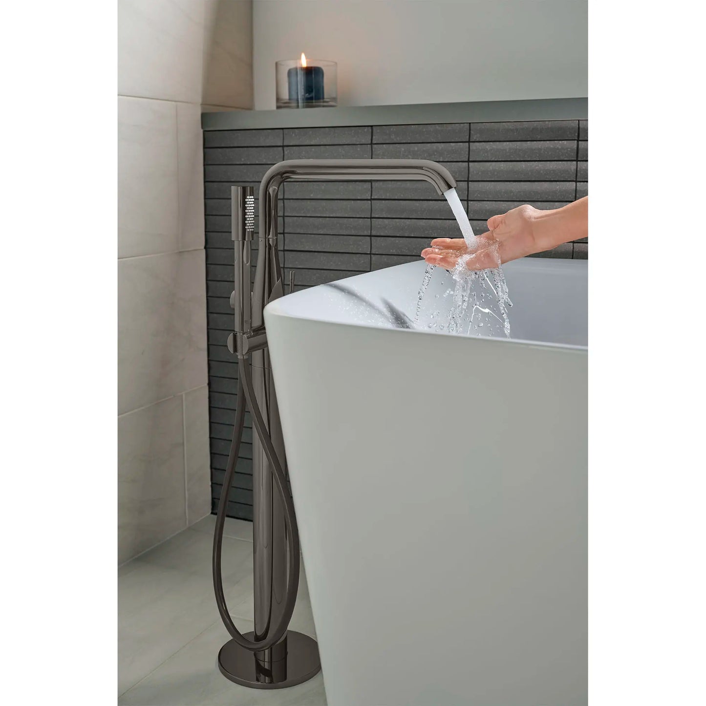 Grohe Essence Single-Handle Freestanding Tub Faucet With 6.6 L/Min (1.75 Gpm) Hand Shower