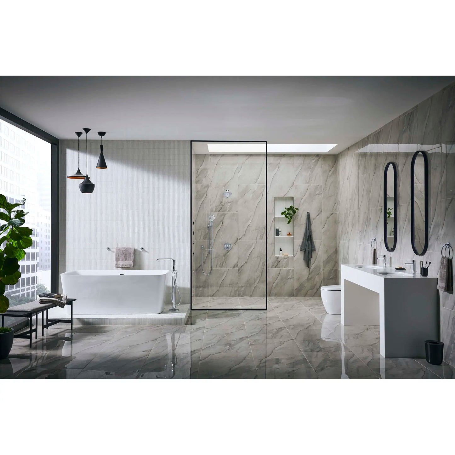 Grohe Essence Single-Handle Freestanding Tub Faucet With 6.6 L/Min (1.75 Gpm) Hand Shower