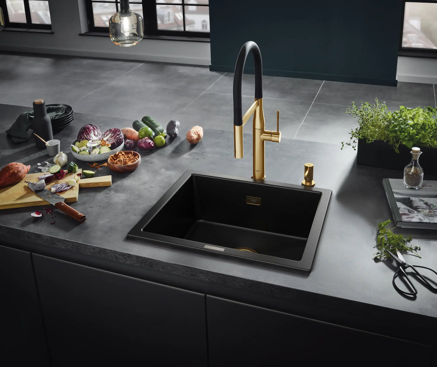 Grohe Universal Cosmopolitan Soap Dispenser - Golzar Home