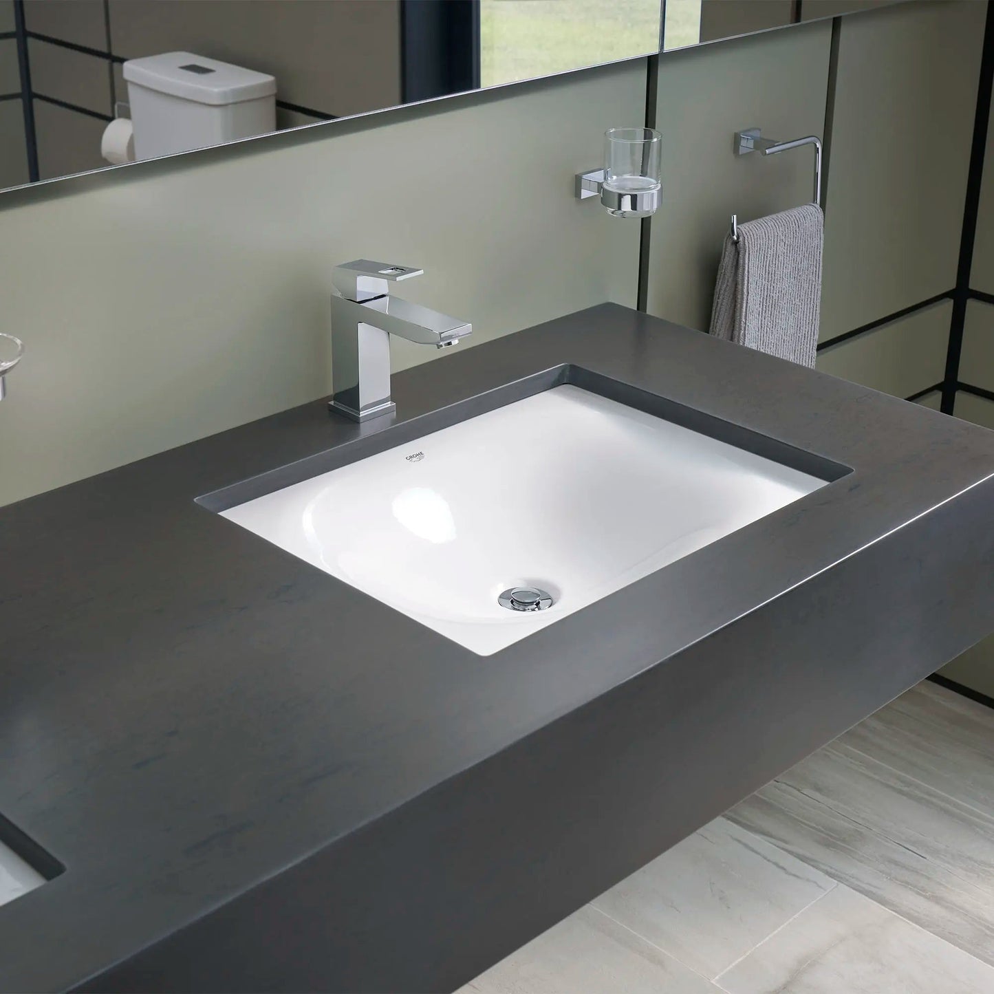 Eurocube® Single Hole Single - Handle M - Size Bathroom Faucet 4.5 L/min (1.2 gpm) - Golzar Home
