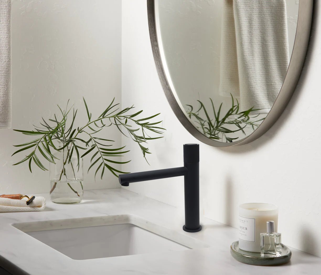 Noho Thermostatic Control Bathroom Faucet - Golzar Home