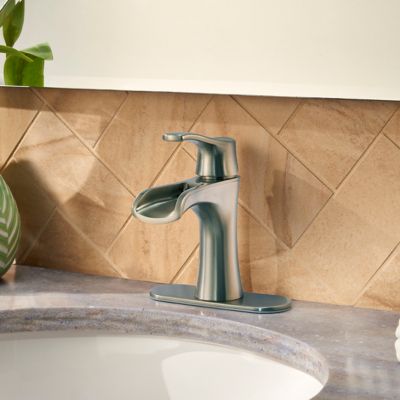 Aliante Single Control Bathroom Faucet Single Control Bathroom Faucet