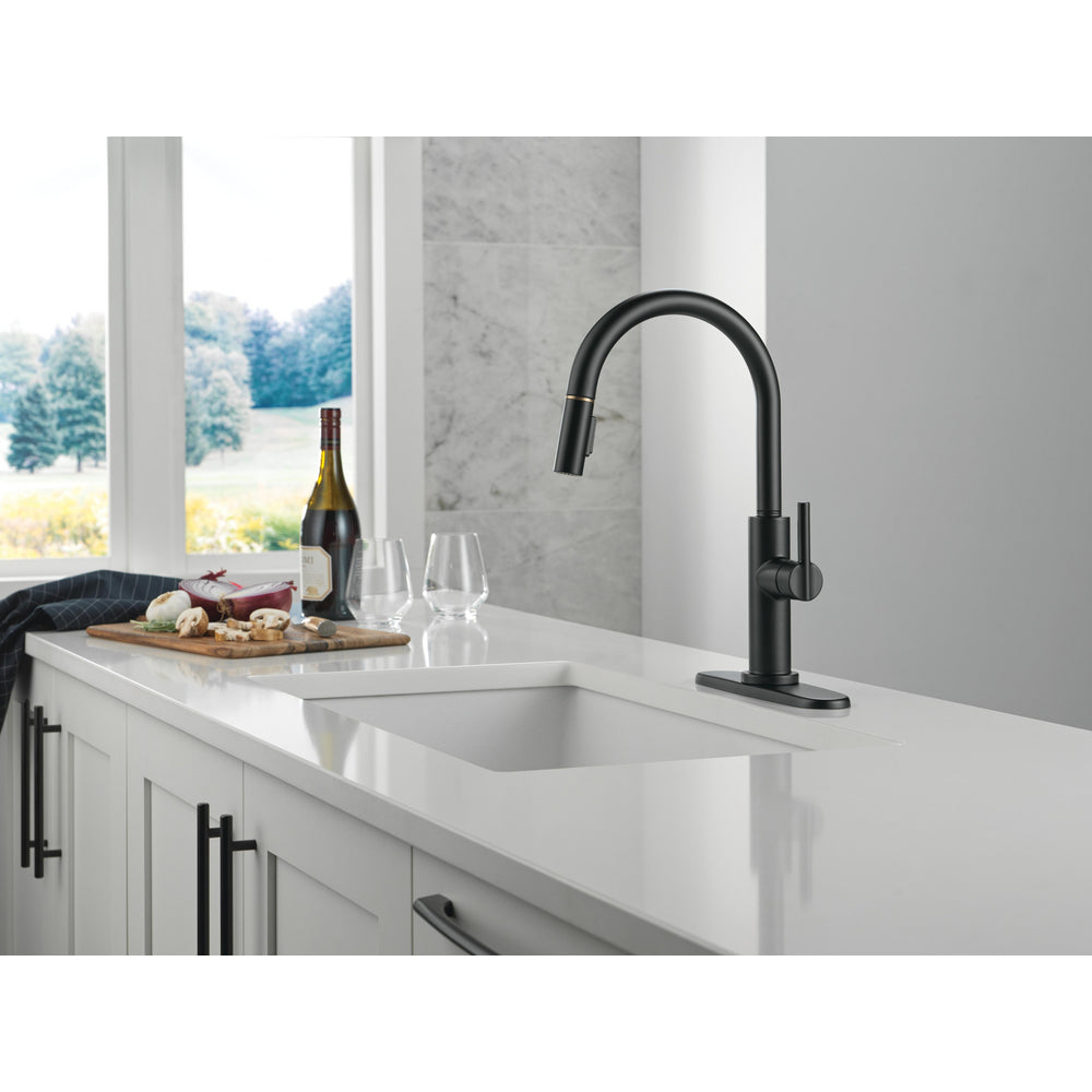 Delta Nicoli J Spout