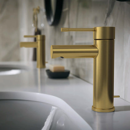Grohe Essence New Single Hole Single-Handle S-Size Bathroom Faucet 4.5 L/Min (1.2 Gpm)