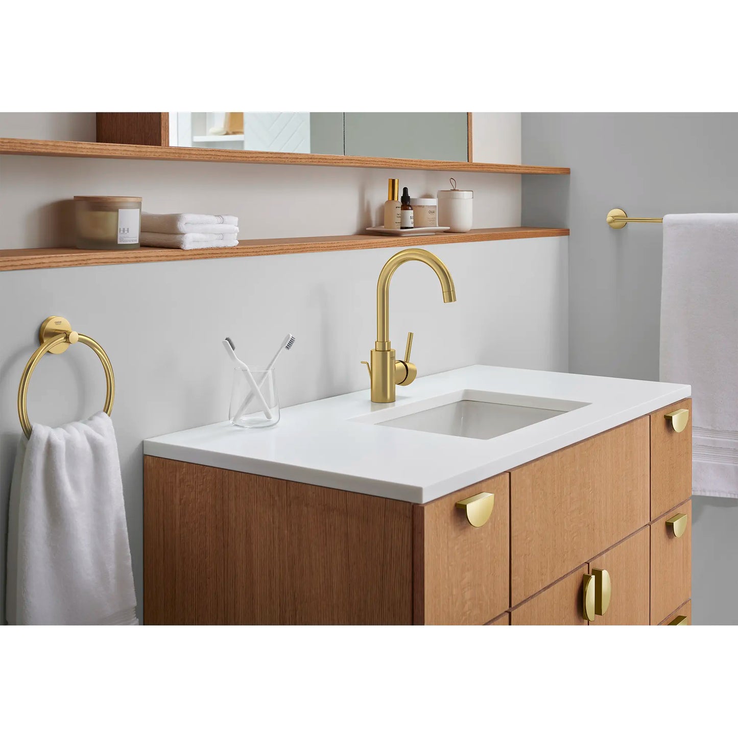 Concetto™ Single Hole Single-Handle L-Size Bathroom Faucet 1.2 Gpm
