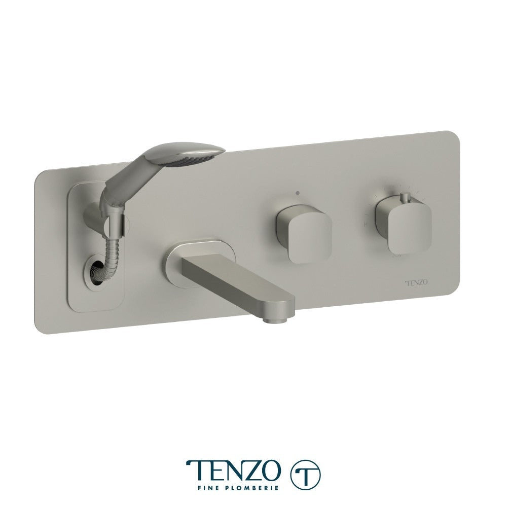 Wall mount tub filler with retractable hose