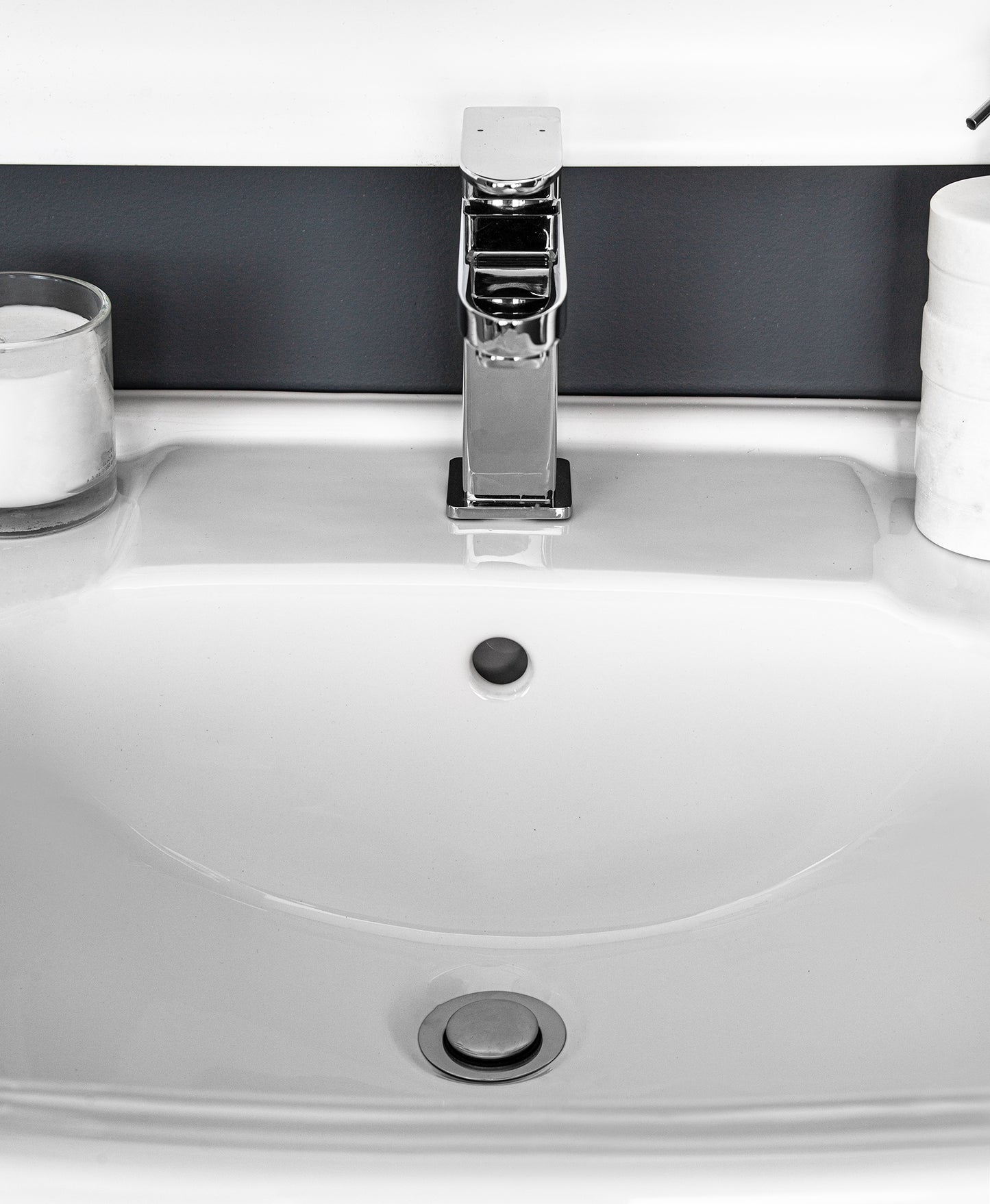 Contac Caprice – 4313DMX – Single Hole Pedestal Sink