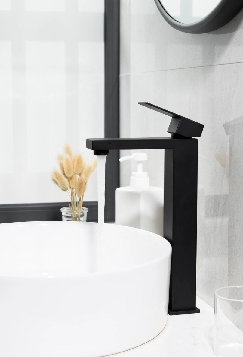 Aquaflo Kent Single-Hole Vessel Faucet