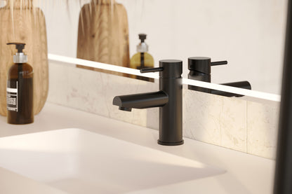 Aqua Brass Volare Single-hole Lavatory Faucet