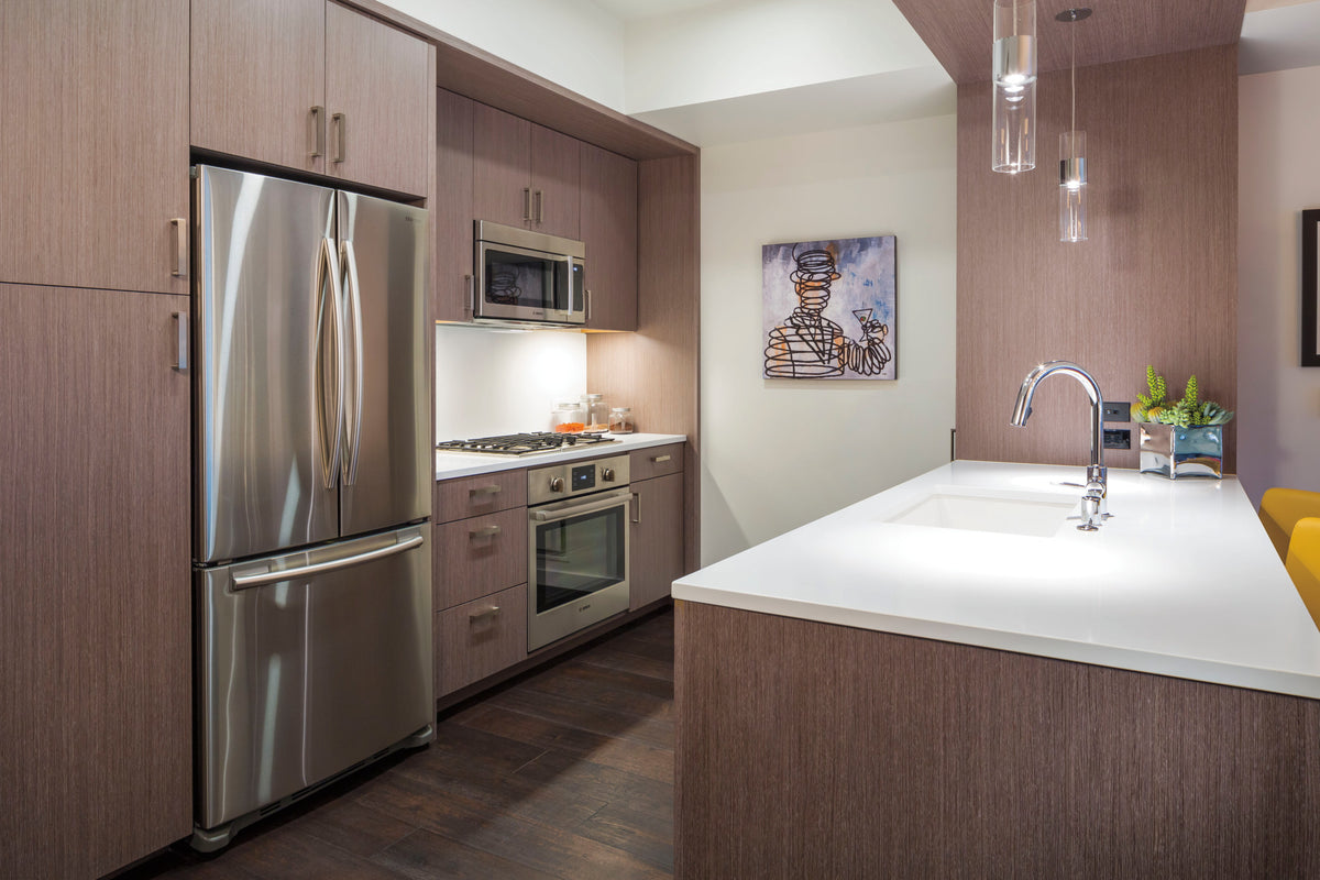 Brizo Air Gap - Kitchen lifestyle