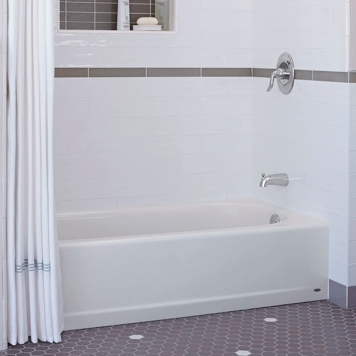 American Standard Princeton® Americast® 60 x 30-Inch Integral Apron Bathtub Right-Hand Outlet With Integral Drain