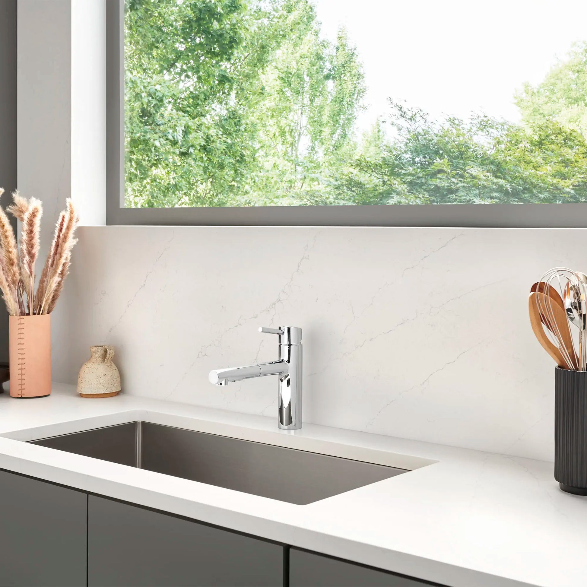 Concetto Single-Handle Pull-Out Kitchen Faucet Dual Spray 5.7 L/Min - Golzar Home