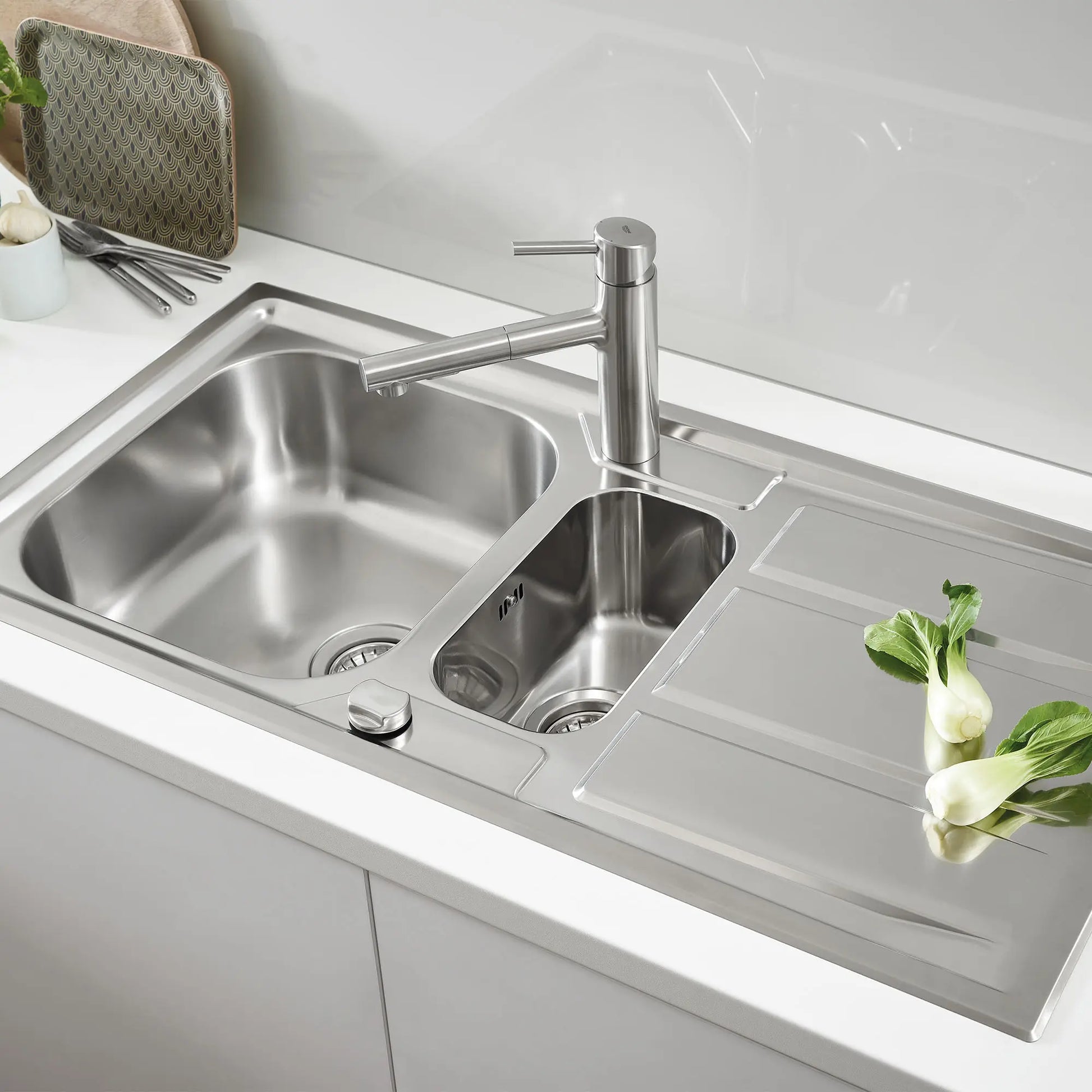 Concetto Single-Handle Pull-Out Kitchen Faucet Dual Spray 5.7 L/Min - Golzar Home