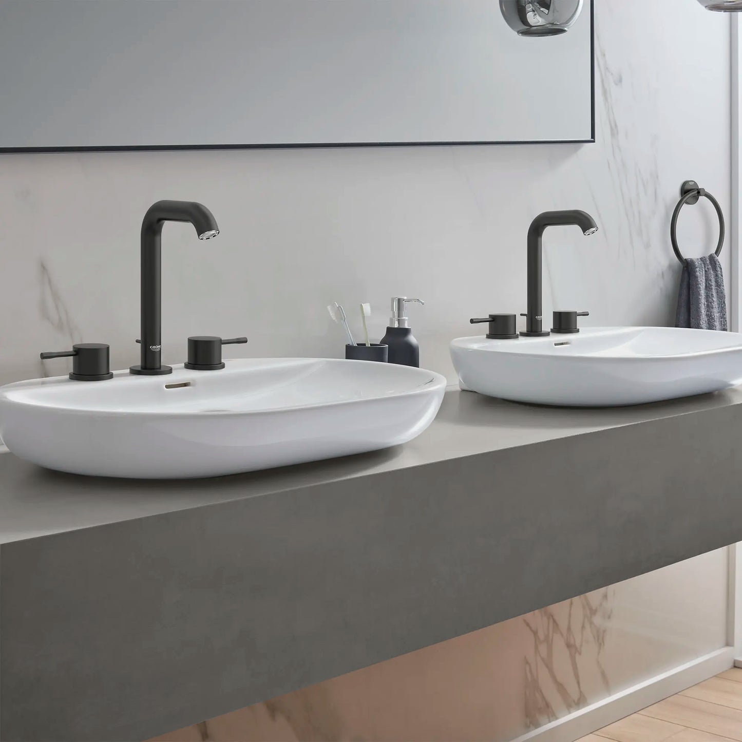 Grohe Essence New 8" Widespread 2-Handle M-Size Bathroom Faucet 4.5 L/Min (1.2 Gpm)