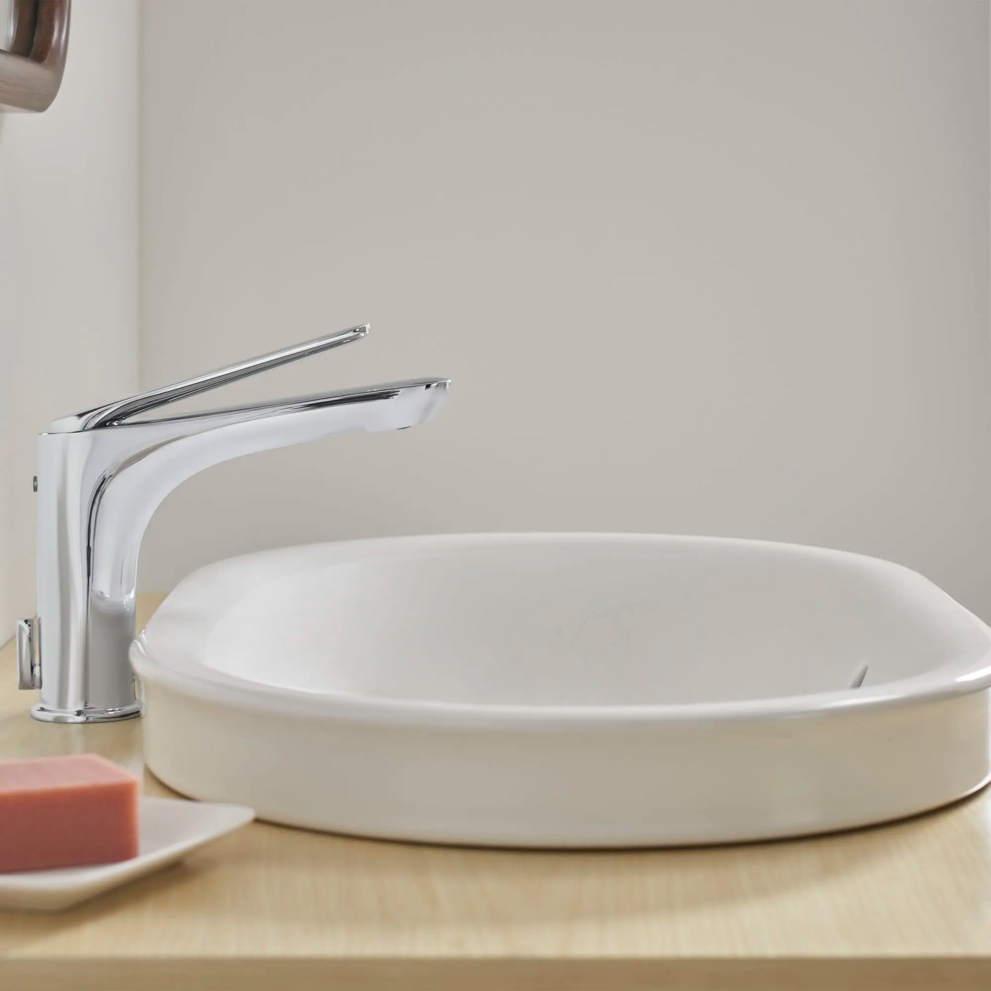 American Standard Studio® S Single Hole Single-Handle Bathroom Faucet 1.2 gpm/ 4.5 L/min With Lever Handle