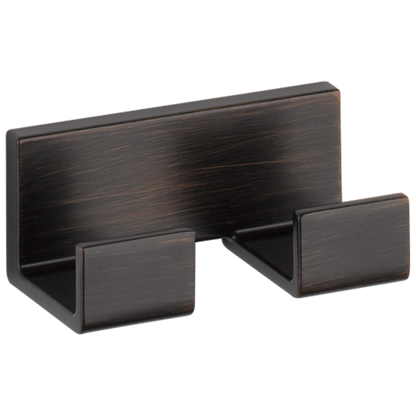 Delta Vero - Double Robe Hook In Chrome