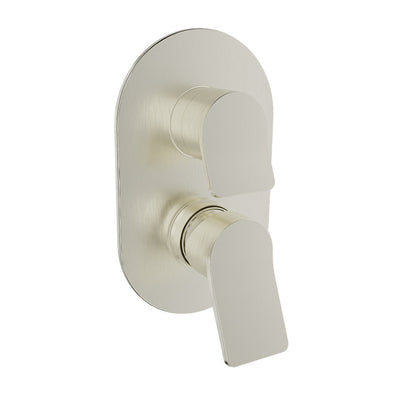 Baril Complete pressure balanced shower valve with 2-way diverter