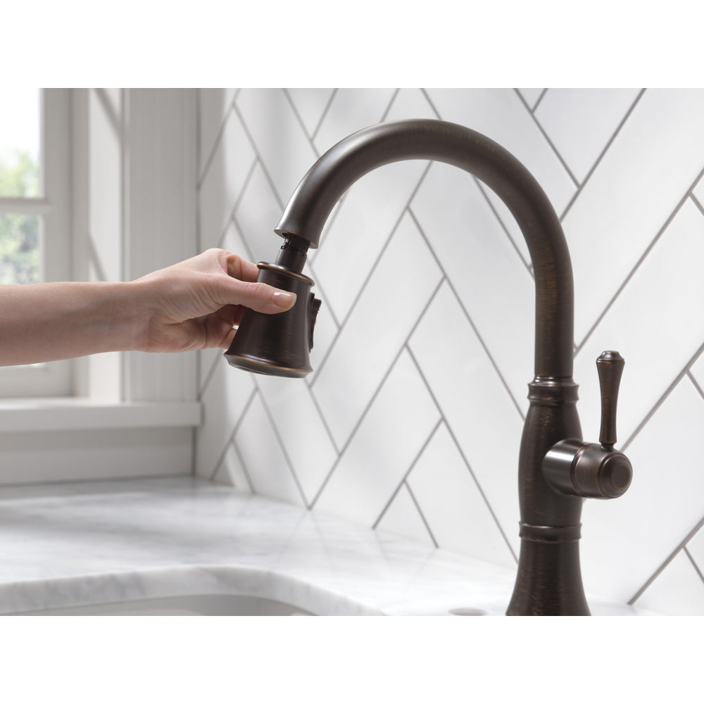 Delta Single Handle Pull-Down Kitchen Faucet with ShieldSpray