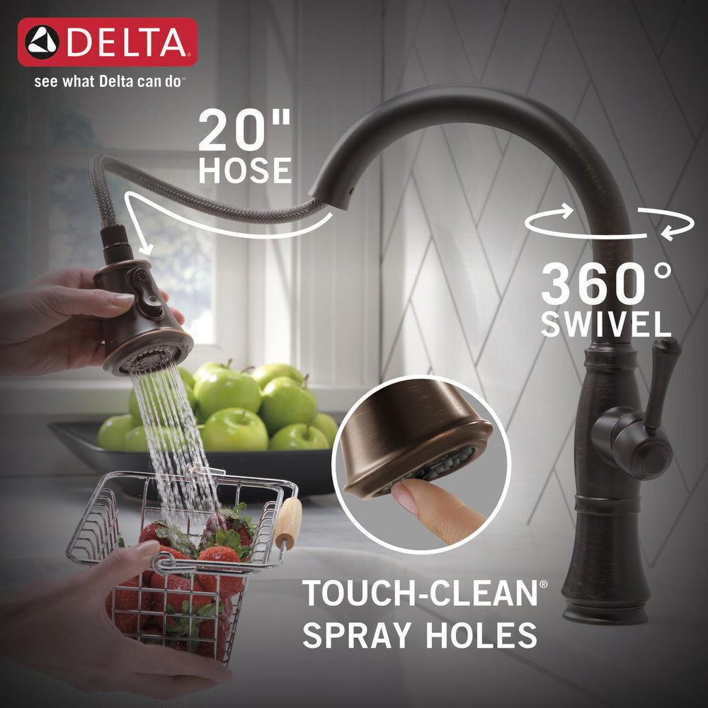 Delta Single Handle Pull-Down Kitchen Faucet with ShieldSpray