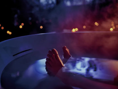 TOTO Flotation Tub with ZERO DIMENSION®