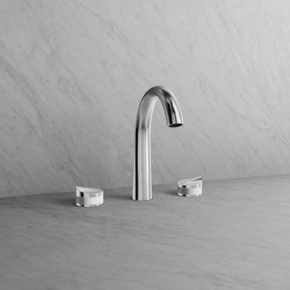 Baril 8" c/c lavatory faucet, drain included