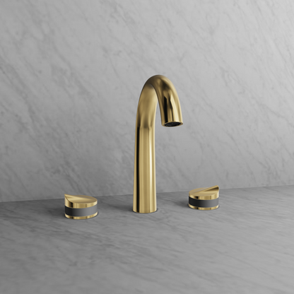 Baril 8" c/c lavatory faucet, drain included