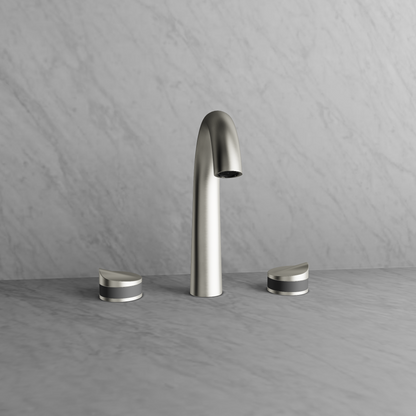 Baril 8" c/c lavatory faucet, drain included