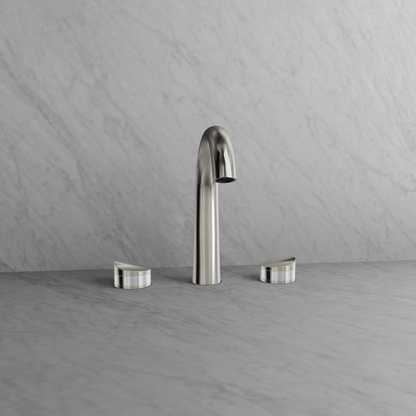 Baril 8" c/c lavatory faucet, drain included