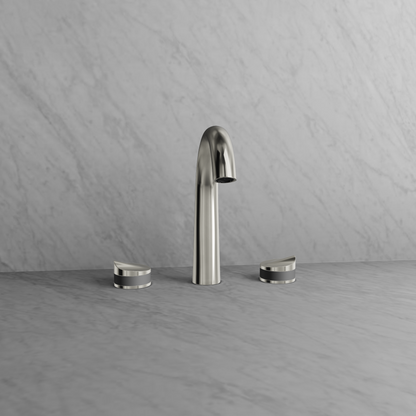Baril 8" c/c lavatory faucet, drain included