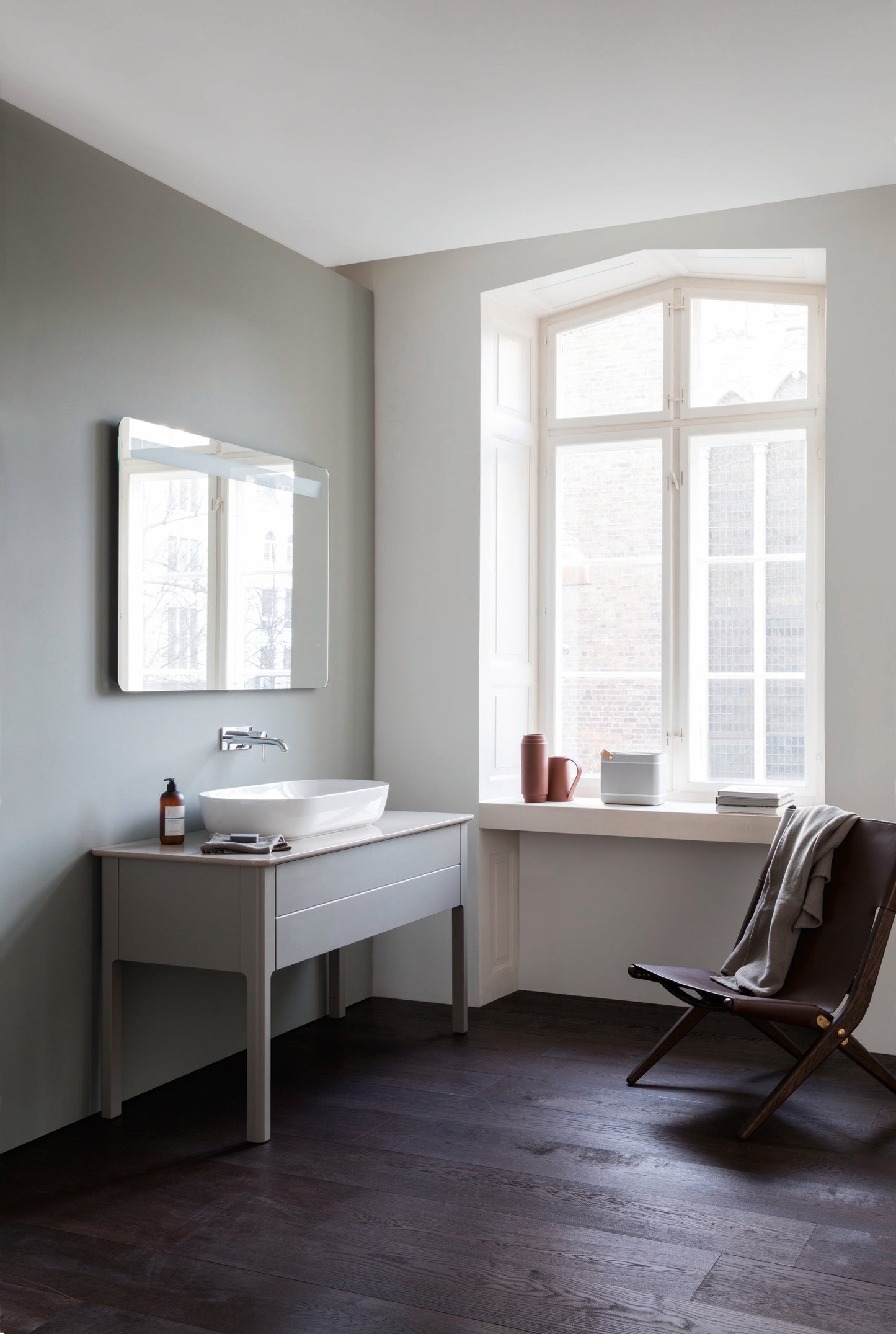 Duravit Luv Console vanity unit floorstanding
