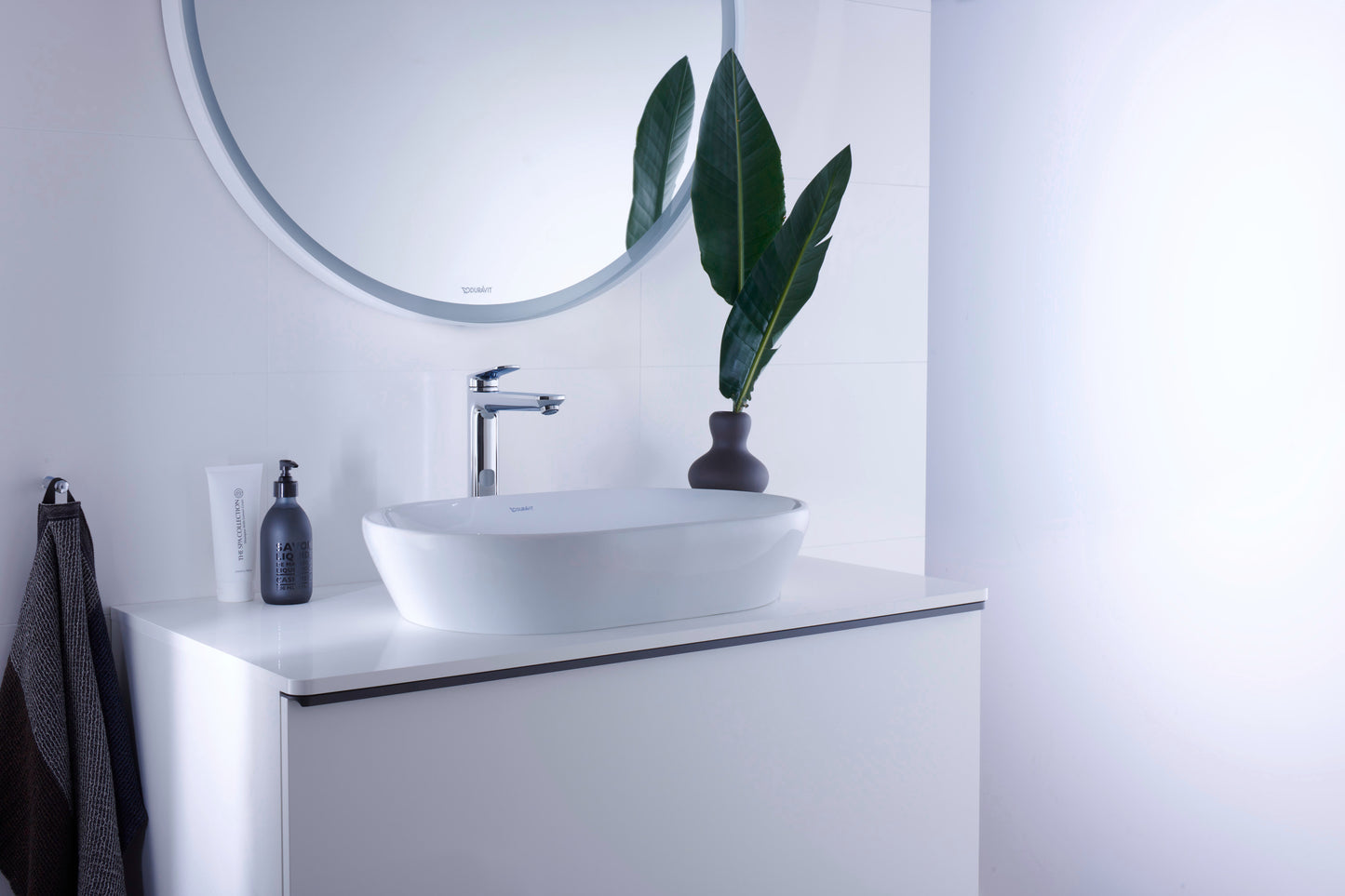 Duravit D-Neo Console vanity unit wall-mounted