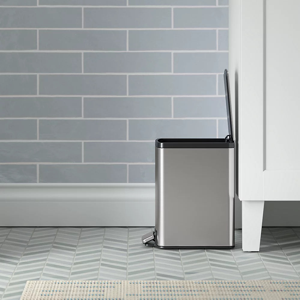 Kohler 6-liter step trash can