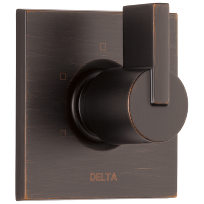 Delta Vero - 3-Setting 2-Port Diverter Trim In Shower Trim