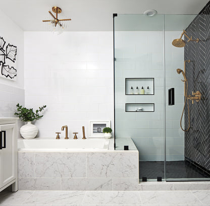Litze Wall Mount Handshower with H2Okinetic Technology lifestyle