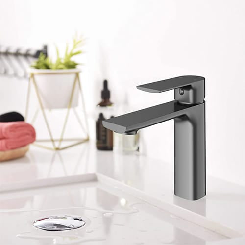 TIMELYSS Single Hole Bathroom Faucet - Golzar Home