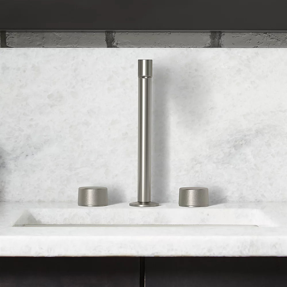 Venza® Widespread bathroom sink faucet, 1.2 gpm