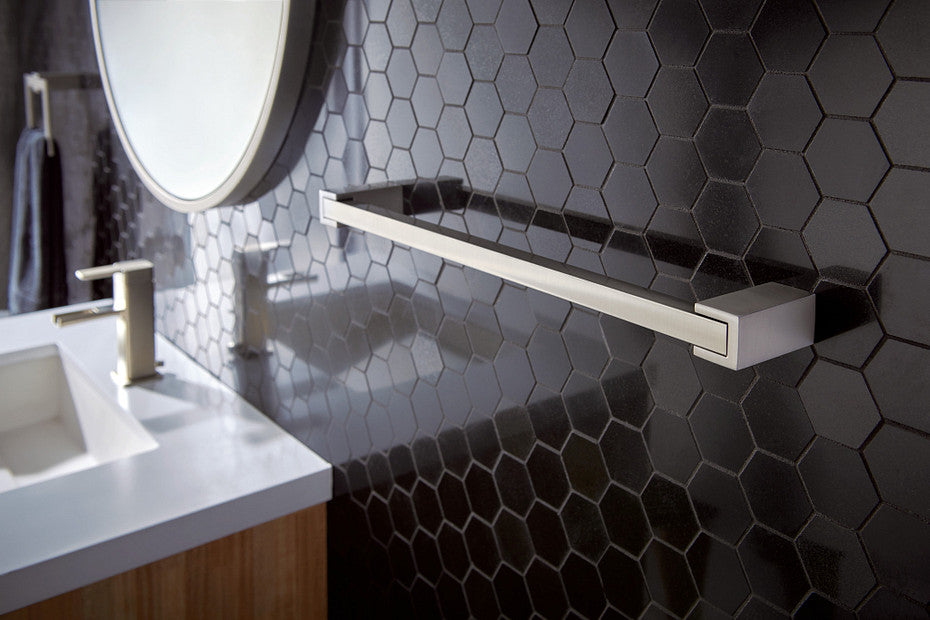 Moen Kyvos Chrome 18" Towel Bar