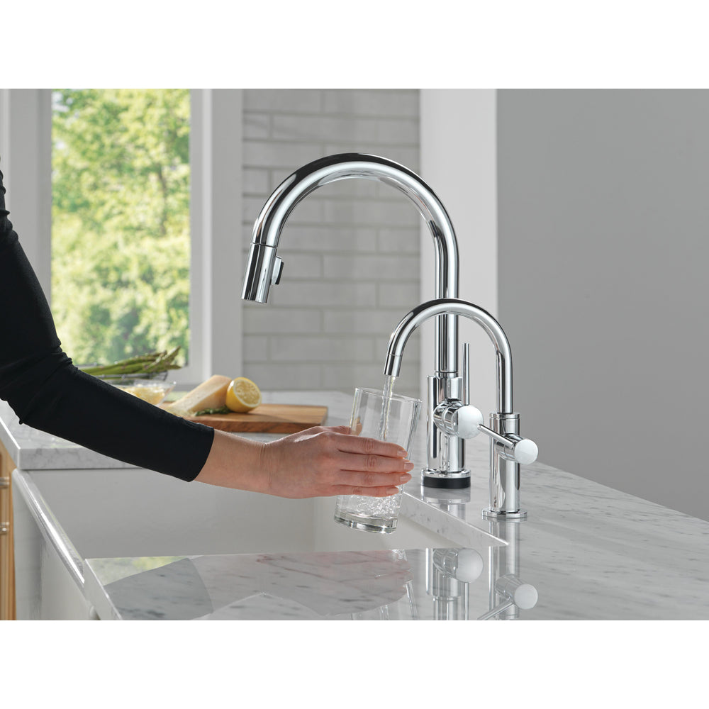 DELTA® Contemporary Round Beverage Faucet