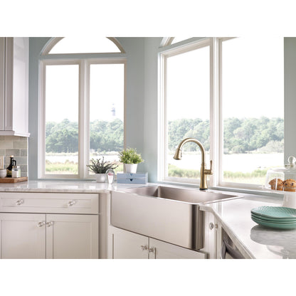 Delta® Cassidy Single Handle Pull-Down Kitchen Faucet With Touch2O And Shieldspray Technologies
