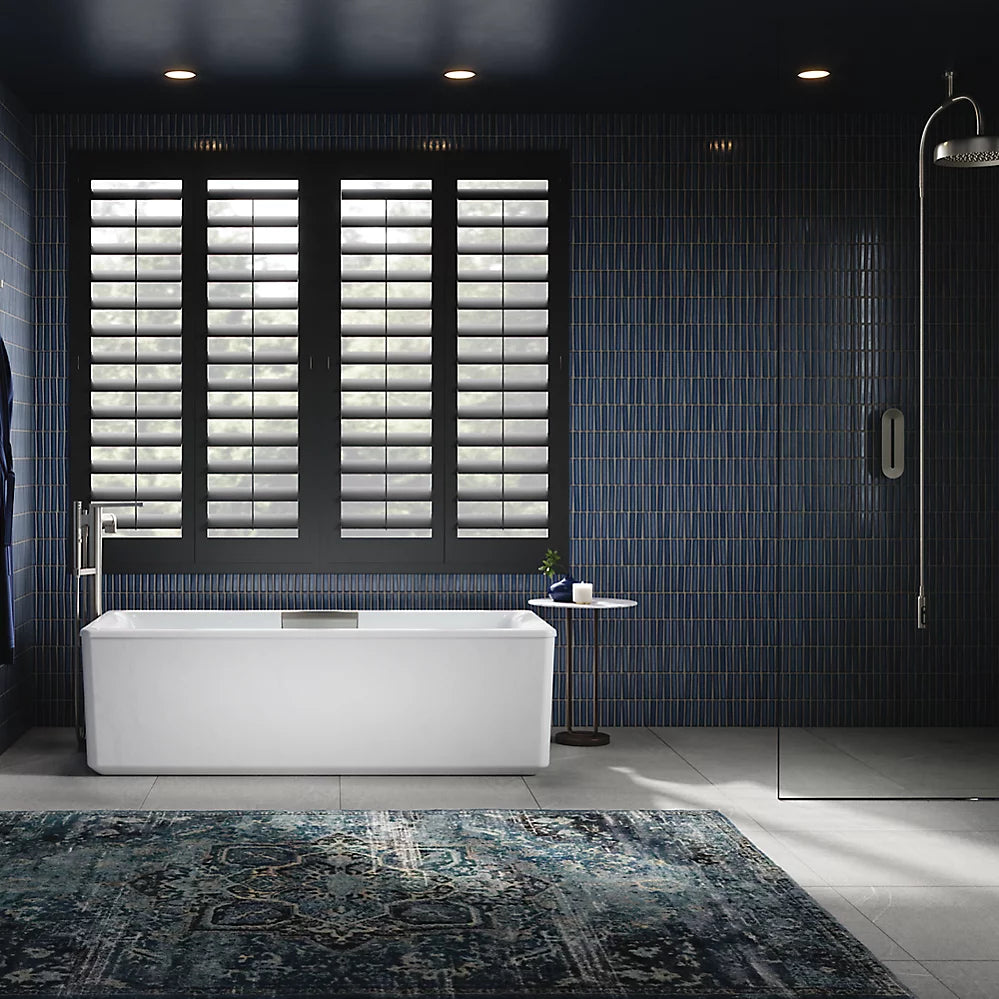 Volute® 63" x 28-3/8" freestanding bath with shroud